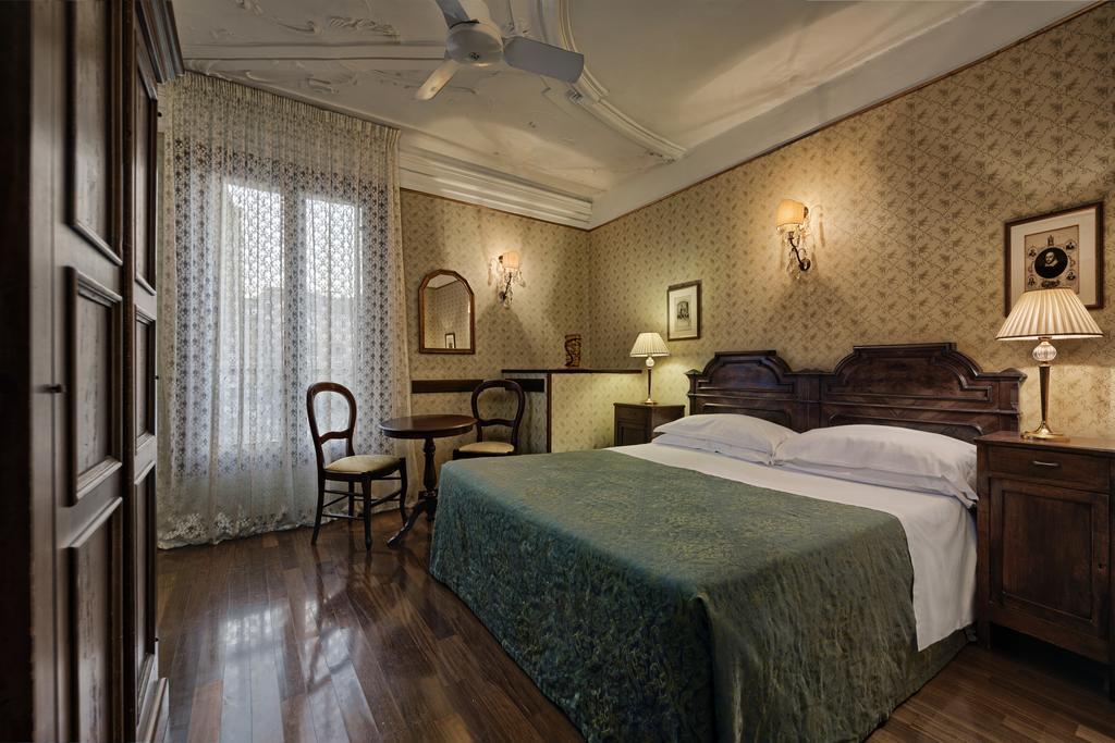 Hotel Galleria เวนิส ภายนอก รูปภาพ